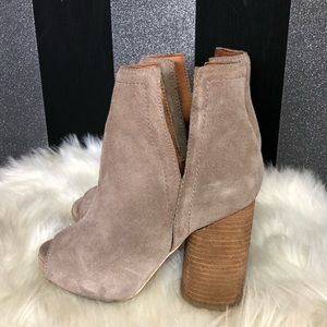 jeffrey campbell infinity heel boot